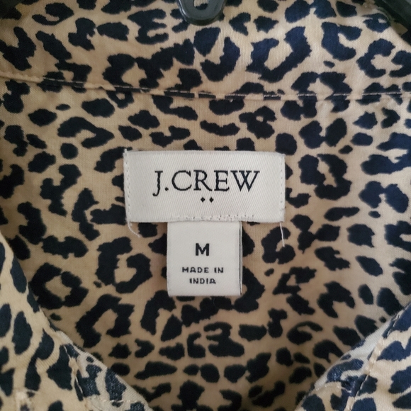 🌹 JCrew Tan Leopard Print Button-up - Picture 4 of 6
